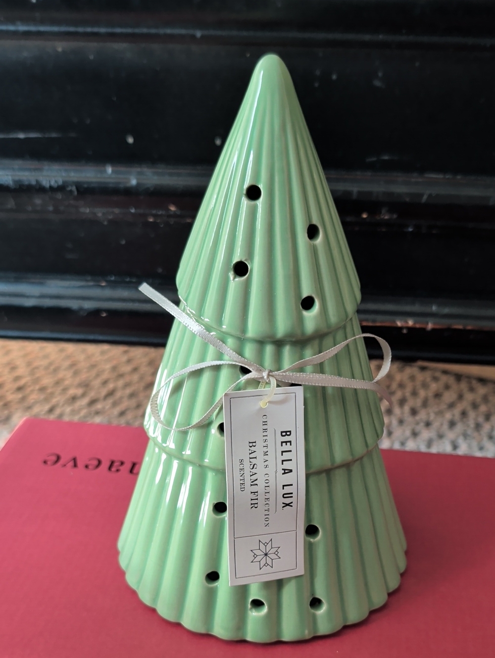 NWT Bella Luxx Mint Green Ceramic Tree Accent
